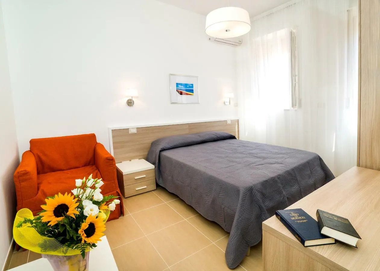 Hotel Caudullo Letojanni